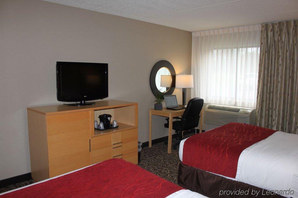 Inn Comfort - Nys Fairgrounds 2*